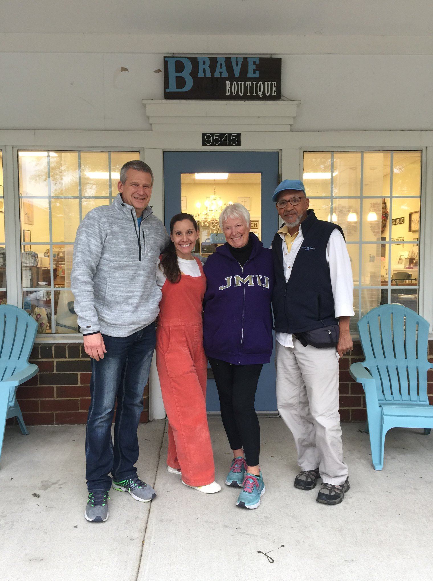 together with Mom and Max